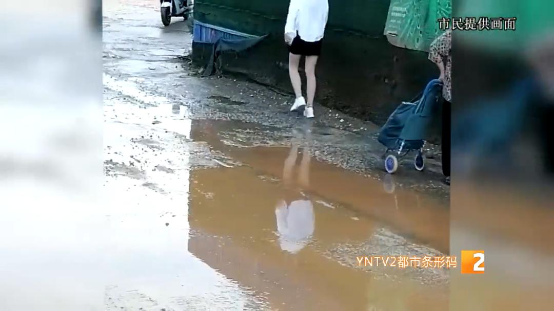 DƬ